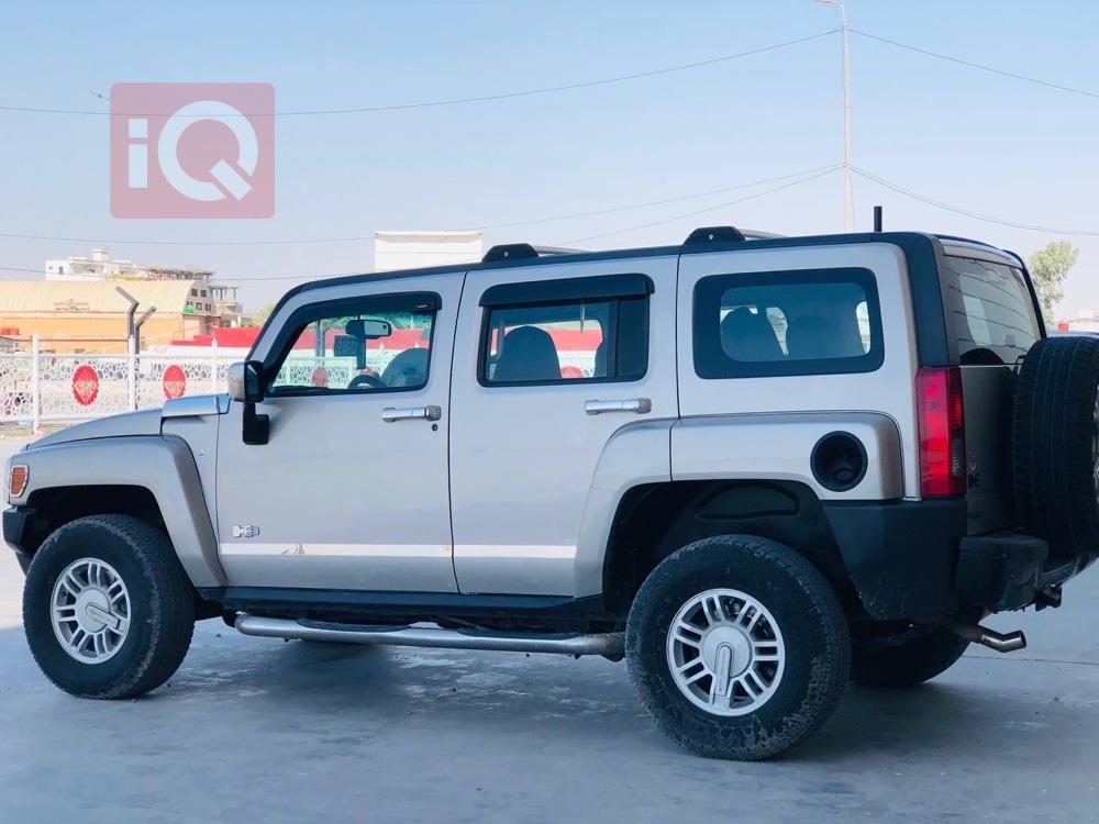 Hummer H3